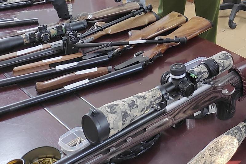 Cơ quan Công an thu giữ 21 khẩu súng các loại của các đối tượng trong đường dây này