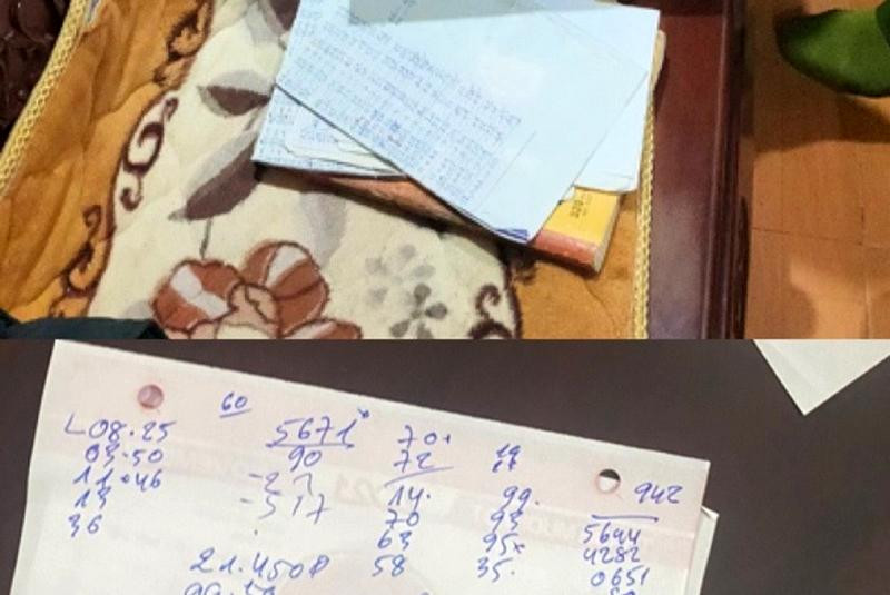 Triệt phá đường dây mua bán số lô, số đề đồng thời bắt giữ 3 đối tượng và thu nhiều vật chứng liên quan Triệt phá đường dây mua bán số lô, số đề đồng thời bắt giữ 3 đối tượng và thu nhiều vật chứng liên quan