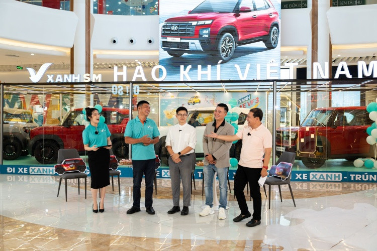 Nghệ sĩ Quang Thắng giao lưu cùng các khách hàng may mắn tại phiên livestream đặc biệt của chương trình “Hào khí Việt Nam – Sức Xanh lan tỏa” Nghệ sĩ Quang Thắng giao lưu cùng các khách hàng may mắn tại phiên livestream đặc biệt của chương trình “Hào khí Việt Nam – Sức Xanh lan tỏa”