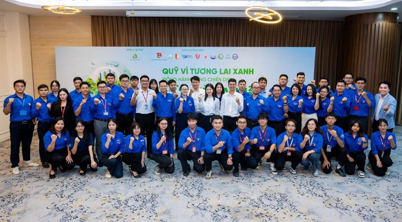 Với sự đồng hành của Quỹ Vì tương lai xanh, Đoàn Thanh niên của 33 cơ quan, viện, trường sẽ triển khai gần 30 dự án tại 14 tỉnh thành trên cả nước. Với sự đồng hành của Quỹ Vì tương lai xanh, Đoàn Thanh niên của 33 cơ quan, viện, trường sẽ triển khai gần 30 dự án tại 14 tỉnh thành trên cả nước.