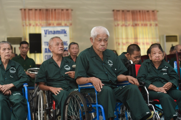 Trở về từ chiến trường, những người lính năm xưa mang trong mình những di chứng nghiệt ngã của chiến tranh (Ảnh: Thanh Bình). Trở về từ chiến trường, những người lính năm xưa mang trong mình những di chứng nghiệt ngã của chiến tranh (Ảnh: Thanh Bình).