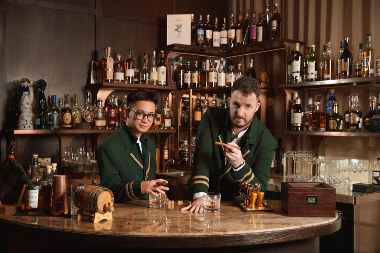 Quán bar bí mật Track 61 Quán bar bí mật Track 61