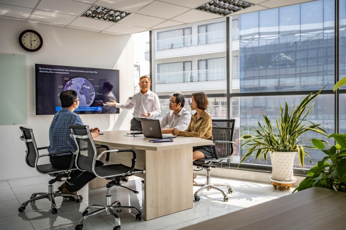 Cơ cấu dân số trẻ và năng động cùng chính trị ổn định đã đưa Việt Nam trở một “mắt xích” quan trọng trong chiến lược phát triển của Tập đoàn Brenntag