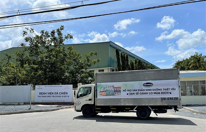 Trung tâm Hồi sức tích cực người bệnh Covid-19 đặt tại Bệnh viện dã chiến số 16 là một trong nhiều bệnh viện tuyến đầu điều trị covid-19 được Vinamilk hỗ trợ sản phẩm dinh dưỡng trong đợt này.