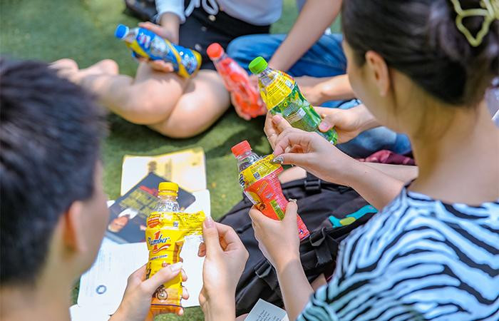 Tất cả những mã số dự thưởng đã nhắn tin tham gia chương trình từ ngày 5/4 đến hết ngày 3/7 đều có cơ hội trúng 1,2 tỷ đồng của chương trình. (Hình tư liệu ghi nhận trước ngày 20/4/2021). Tất cả những mã số dự thưởng đã nhắn tin tham gia chương trình từ ngày 5/4 đến hết ngày 3/7 đều có cơ hội trúng 1,2 tỷ đồng của chương trình. (Hình tư liệu ghi nhận trước ngày 20/4/2021).