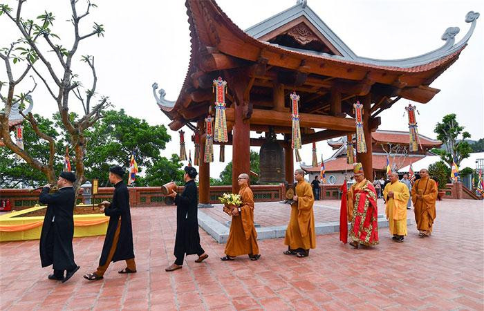 Bảo Hải Linh Thông Tự