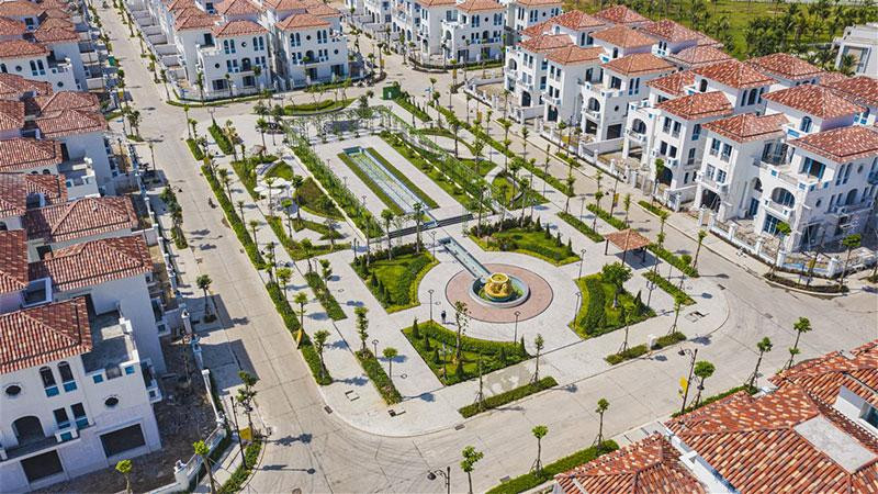 Các căn biệt thự Sun Grand City Feria đang được bàn giao Các căn biệt thự Sun Grand City Feria đang được bàn giao