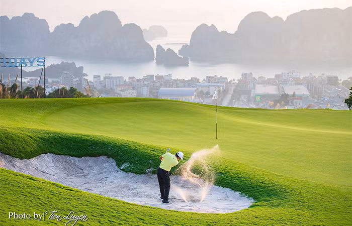 FLC Golf Club Halong – điểm đến bốn mùa của Quảng Ninh
