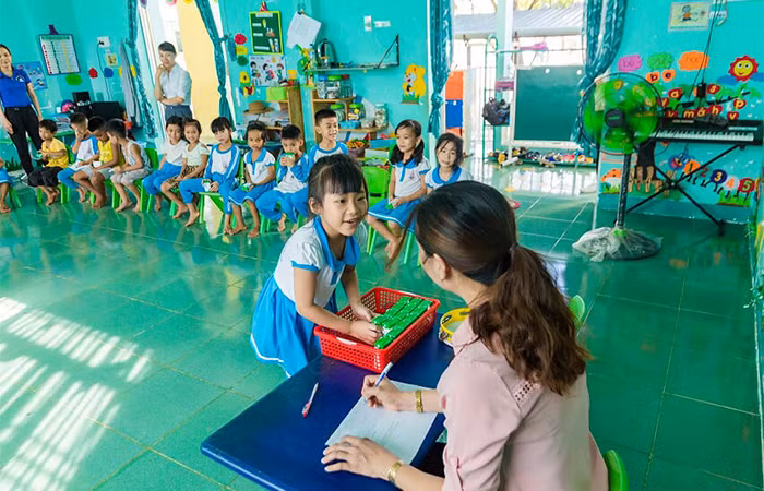 Chương trình Sữa học đường đang phát huy những lợi ích tích cực trong việc chăm sóc dinh dưỡng cho học sinh mầm non và tiểu học tại nhiều tỉnh thành.