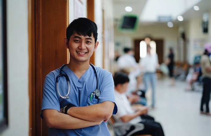 Lương Mộng Vũ Ánh đã từ chối các trường đại học lớn tại Mỹ để theo học bác sĩ nội trú ngoại khoa tại VinUni Lương Mộng Vũ Ánh đã từ chối các trường đại học lớn tại Mỹ để theo học bác sĩ nội trú ngoại khoa tại VinUni