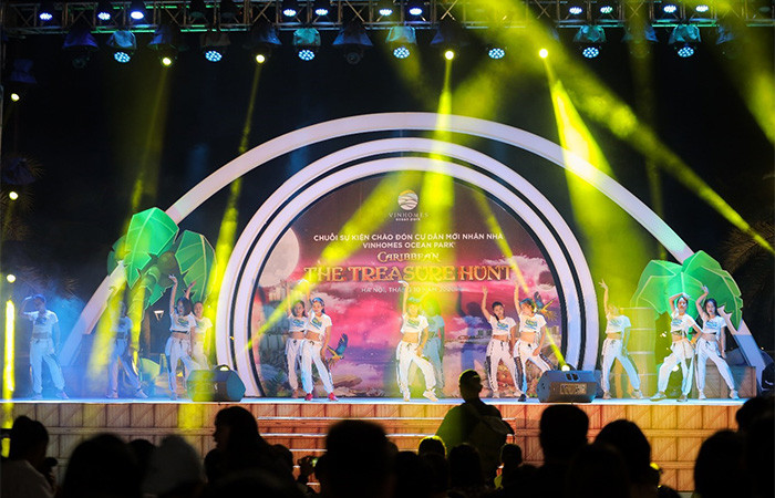 Nhảy hiện đại - “món ăn tinh thần” không thể thiếu hâm nóng bầu không khí sôi động trong mỗi sự kiện Nhảy hiện đại - “món ăn tinh thần” không thể thiếu hâm nóng bầu không khí sôi động trong mỗi sự kiện