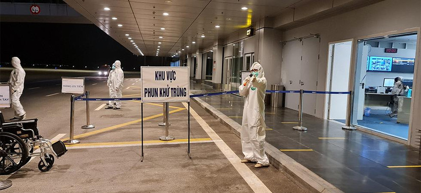 CBNV sân bay Vân Đồn chuẩn bị chu đáo để đón những hành khách đầu tiên trên chuyến bay giải cứu tối 11/3