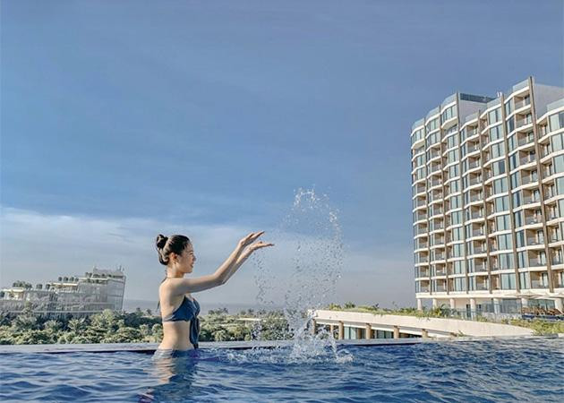FLC Sầm Sơn cũng được mệnh danh là “Resort có nhiều bể bơi nhất Việt Nam” với hệ thống khoảng 150 bể lớn nhỏ để nàng “giải nhiệt” mùa hè (Ảnh: FLC Sầm Sơn)