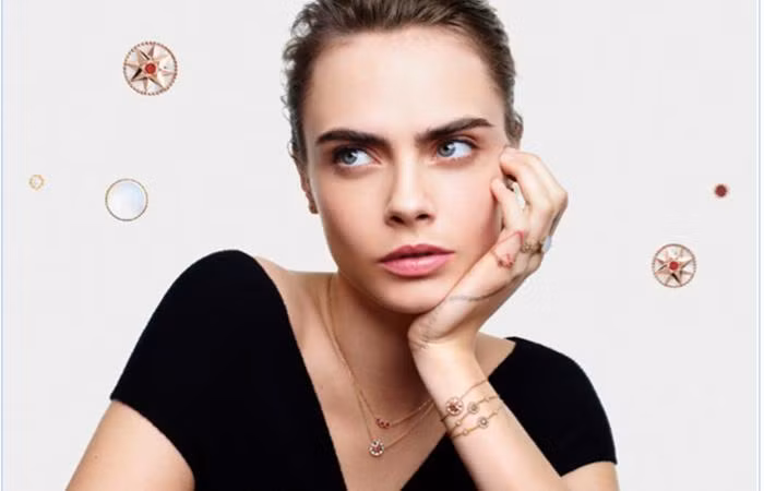 Thiết kế trong Bộ sưu tập “Rose des Vents” 2019 được giới mộ điệu săn tìm.