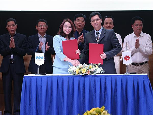 Lễ ký kết thỏa thuận hợp tác giữa Bộ tư lệnh Thông tin liên lạc và Tập đoàn FLC