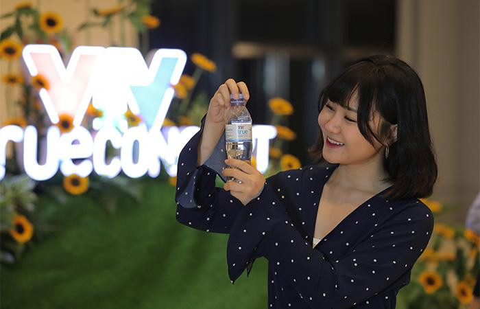 …và đặc biệt là TH true WATER – nước tinh khiết từ mạch ngầm núi lửa triệu năm.