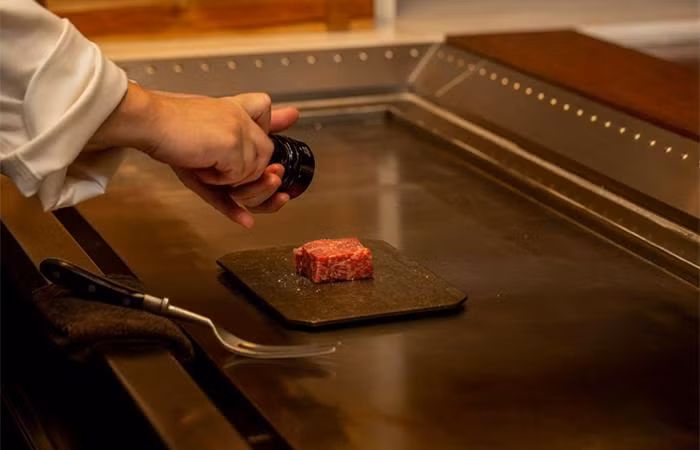 Thịt bò tại nhà hàng Koki được lựa chọn theo 3 tiêu chuẩn khắt khe