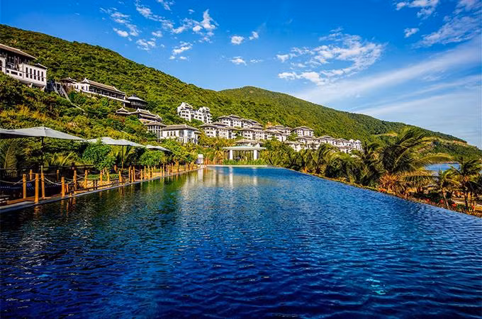 Khu nghỉ dưỡng InterContinental Danang Sun Peninsula Resort