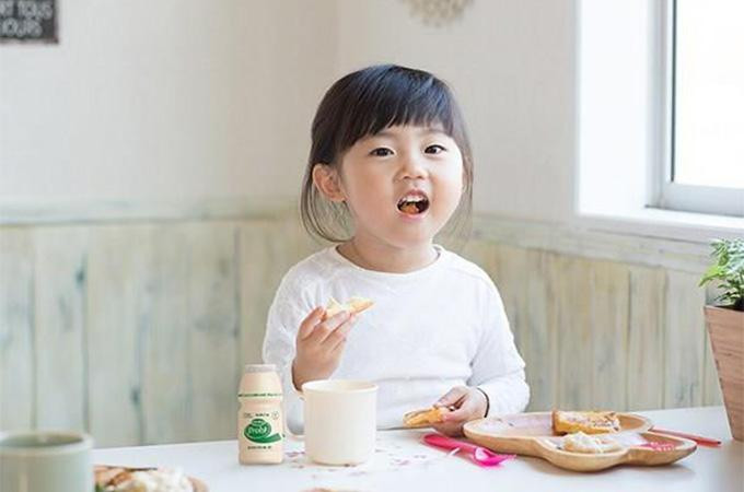 Chế độ dinh dưỡng đảm bảo giúp tăng sức đề kháng cho cả nhà.