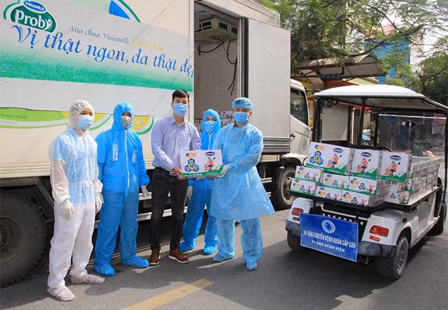 Tại Hải Phòng, gần 600 em nhỏ tại Bệnh viện trẻ em Hải Phòng cũng đã nhận được sự hỗ trợ từ Vinamilk