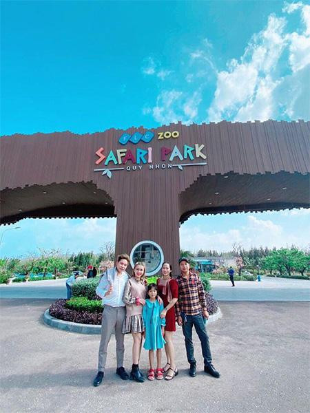 Với quy mô 129,1ha cùng hệ động vật đa dạng, Công viên bán hoang dã FLC Zoo Safari là điểm đến ưa thích của các bạn trẻ (Ảnh: Diễm Diễm) Với quy mô 129,1ha cùng hệ động vật đa dạng, Công viên bán hoang dã FLC Zoo Safari là điểm đến ưa thích của các bạn trẻ (Ảnh: Diễm Diễm)