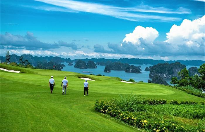 Du lịch golf, một trong những lợi thế thu hút khách quốc tế của du lịch Việt (Ảnh: FLC Hạ Long) Du lịch golf, một trong những lợi thế thu hút khách quốc tế của du lịch Việt (Ảnh: FLC Hạ Long)
