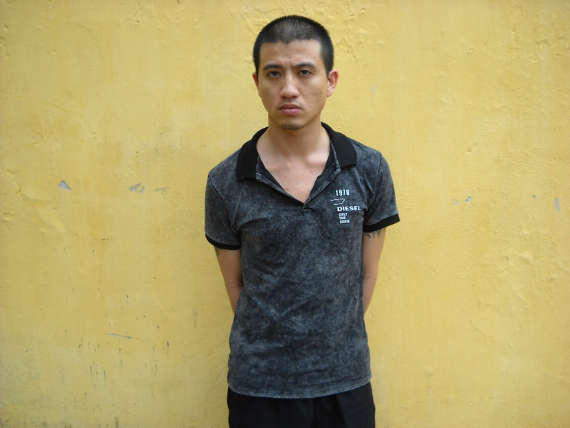 Triệt phá đường dây dùng hàng "nóng" khi tiêu thụ ma túy “đá” ảnh 4