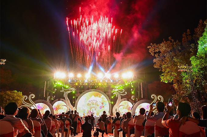 Sẽ có màn bắn pháo hoa nghệ thuật tại lễ khai mạc Hội Xuân núi Bà Đen 2023 Sẽ có màn bắn pháo hoa nghệ thuật tại lễ khai mạc Hội Xuân núi Bà Đen 2023