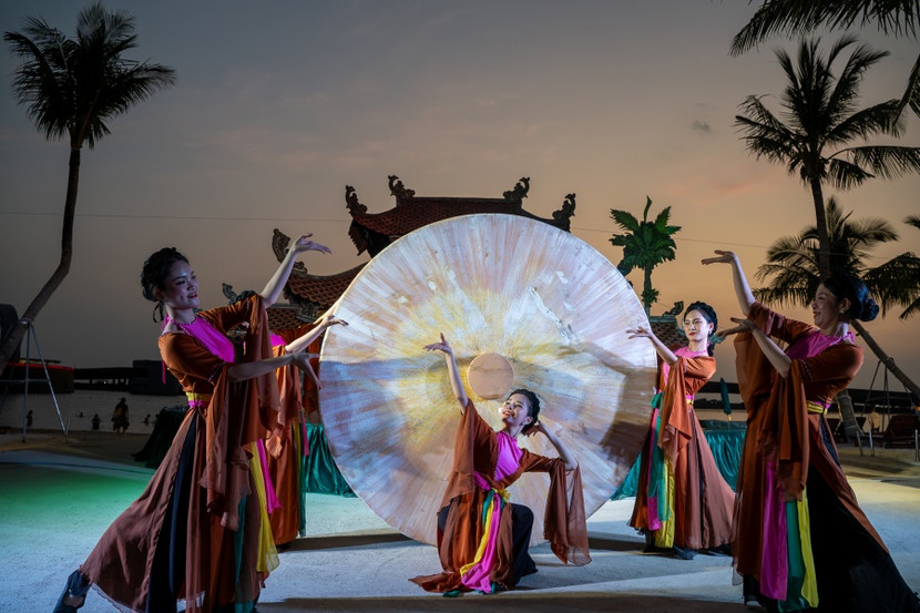 Show “Rối Việt” đưa khán giả hòa vào dòng chảy của văn hóa truyền thống để thêm yêu đất nước con người Việt Nam (Ảnh minh họa)