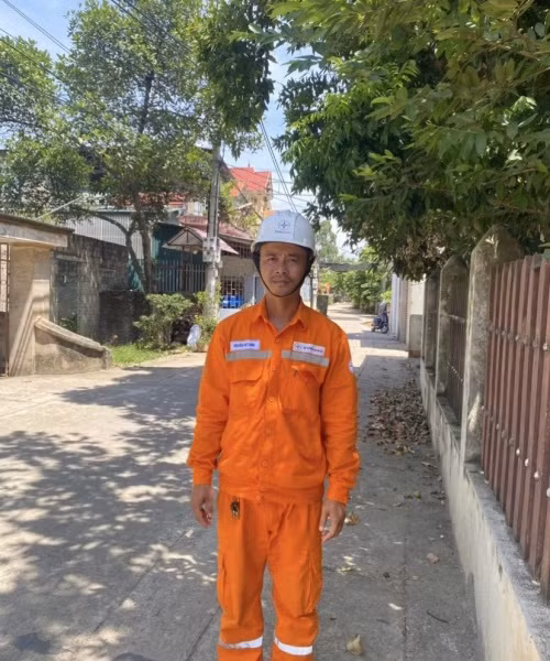 Thợ điện Thủ đô có nghĩa cử cao đẹp cứu người bị tai nạn giao thông