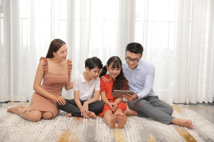 Khách hàng đồng hành cùng ngành điện sử dụng điện tiết kiệm