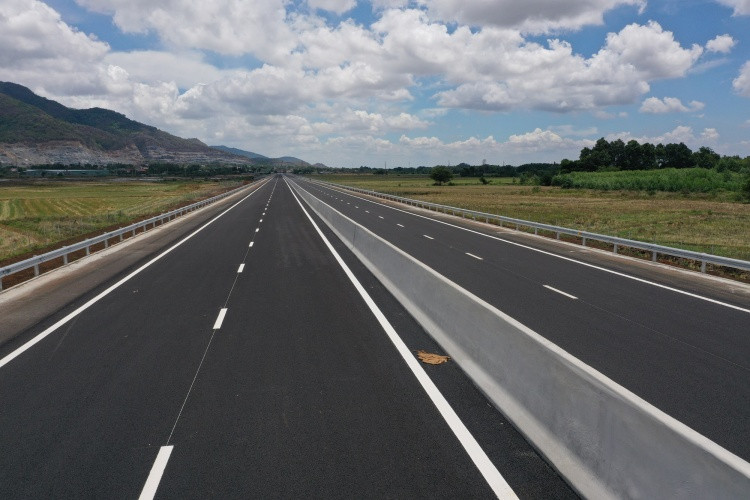 Cao tốc Biên Hòa – Vũng Tàu. Ảnh: Nam Anh