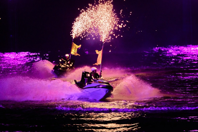 Show diễn quy tụ gần 40 VĐV quốc tế đẳng cấp cùng lúc