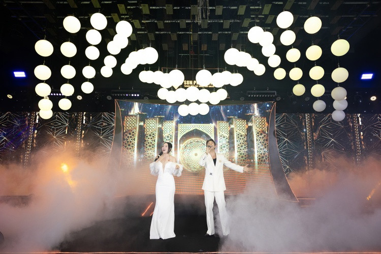 Các nghệ sỹ biểu diễn tại sự kiện