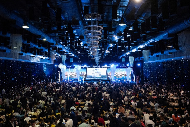 Sự kiện thu hút hàng nghìn nhà đầu tư tham dự