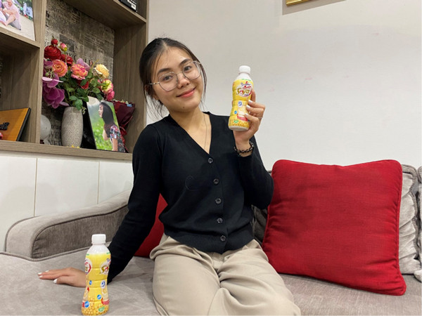 Sữa đậu nành Number 1 Soya Canxi được giới trẻ chia sẻ cho nhau để cùng đơn giản hóa lối sống lành mạnh Sữa đậu nành Number 1 Soya Canxi được giới trẻ chia sẻ cho nhau để cùng đơn giản hóa lối sống lành mạnh