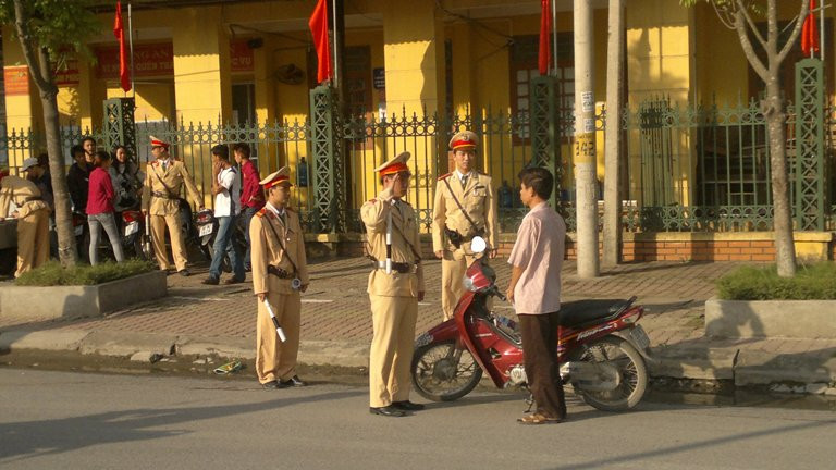 Vì sự an toàn của nhân dân trên mỗi cung đường. ảnh 1