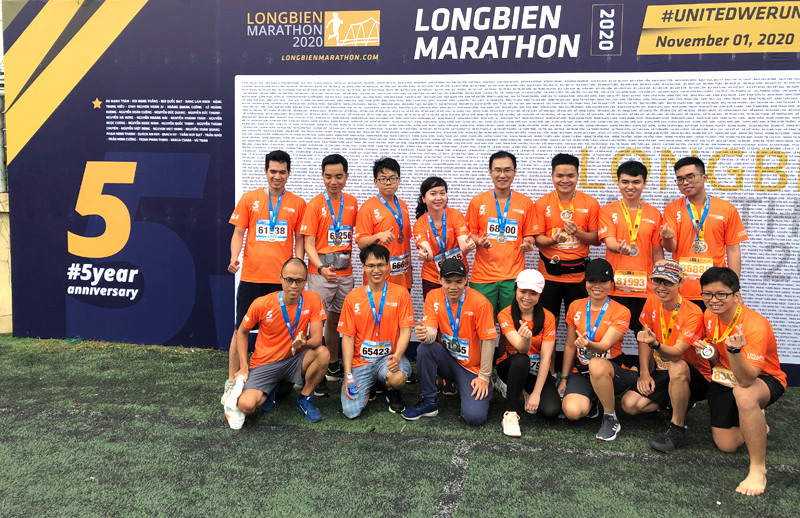 Các VĐV chụp ảnh lưu niệm