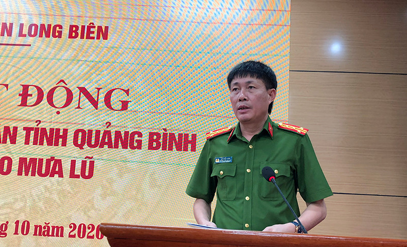 Đại tá Hứa Việt Hưng phát biểu tại buổi lễ phát động