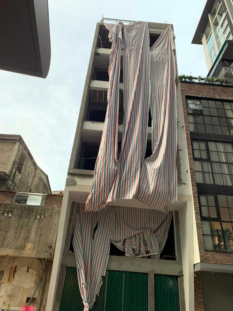 Công trình vi phạm về trật tự xây dựng tại ngõ 69 Thụy Khuê, phường Thụy Khuê, quận Tây Hồ Công trình vi phạm về trật tự xây dựng tại ngõ 69 Thụy Khuê, phường Thụy Khuê, quận Tây Hồ