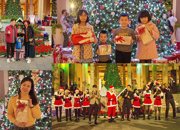Du khách rạng rỡ check-in trong không gian đậm chất Giáng sinh tại FLC Sầm Sơn với những món quà từ ông già Noel. Du khách rạng rỡ check-in trong không gian đậm chất Giáng sinh tại FLC Sầm Sơn với những món quà từ ông già Noel.