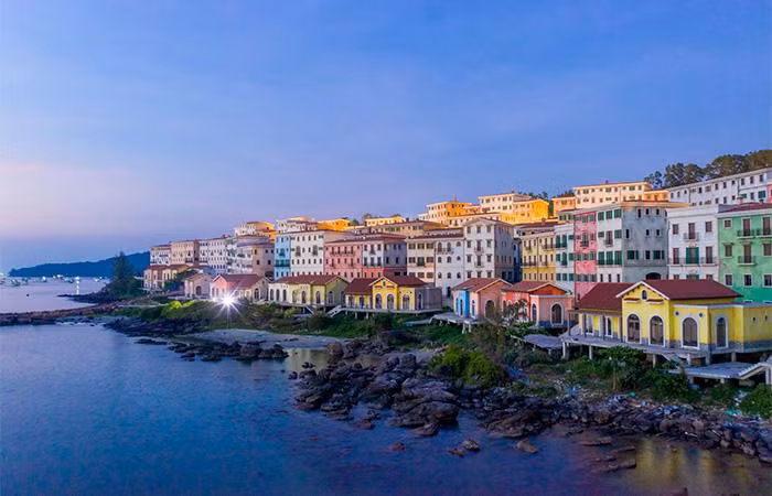 Nam Phú Quốc mang đến muôn vàn cảm xúc mới mẻ. Nam Phú Quốc mang đến muôn vàn cảm xúc mới mẻ.