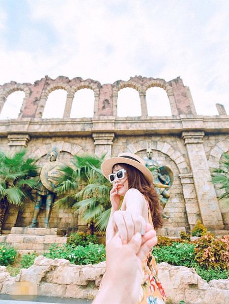 Bức hình “theo em đi khắp thế gian” cực ngọt tại “Đấu trường La mã phiên bản Việt" Bức hình “theo em đi khắp thế gian” cực ngọt tại “Đấu trường La mã phiên bản Việt"