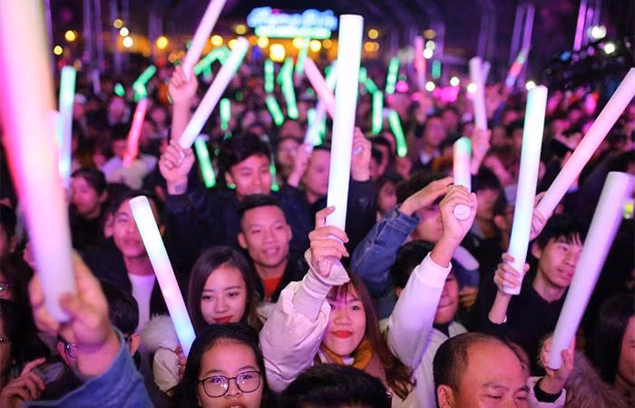 Khán giả “cháy” hết mình trong đêm Countdown tại FLC Sầm Sơn