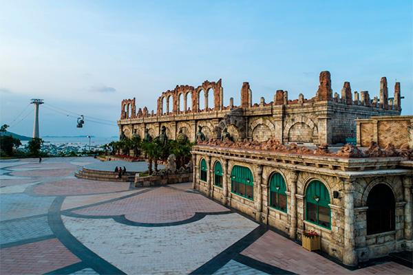 Quảng trường Ga An Thới nơi diễn ra Đại nhạc hội “Đại tiệc của thần Ánh sáng” Quảng trường Ga An Thới nơi diễn ra Đại nhạc hội “Đại tiệc của thần Ánh sáng”