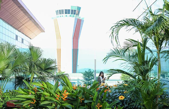 Sân bay Vân Đồn có không gian xanh mát