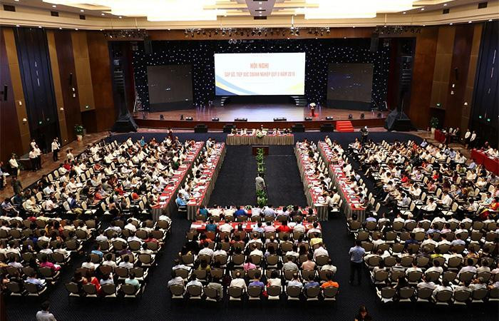 Phòng tiệc chính Bạch Long Vĩ có diện tích gần 2.000m2 Phòng tiệc chính Bạch Long Vĩ có diện tích gần 2.000m2