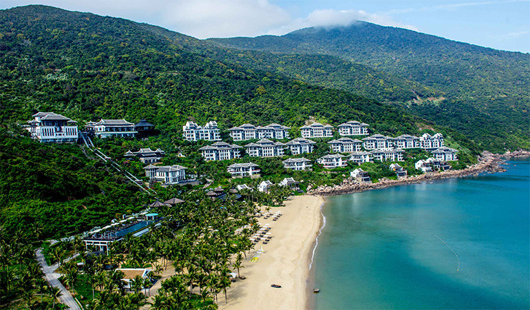 InterContinental Danang Sun Peninsula toạ lạc tại bán đảo Sơn Trà
