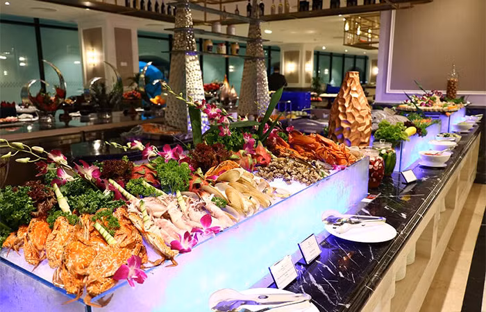 Tiệc buffet BBQ hải sản với menu cao cấp được ưu đãi 25% riêng trong dịp này