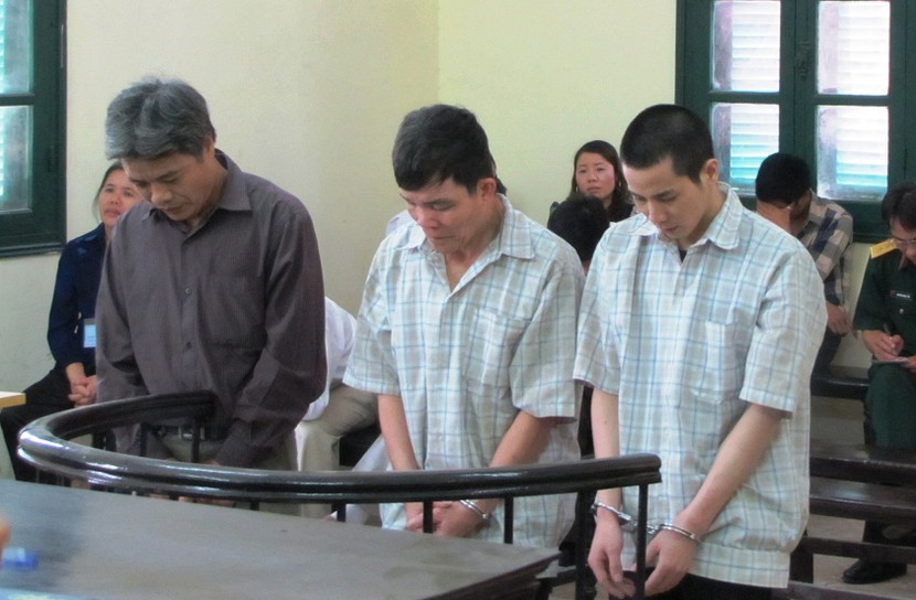 Con rể giúp bố vợ đòi nợ bằng dao ảnh 1